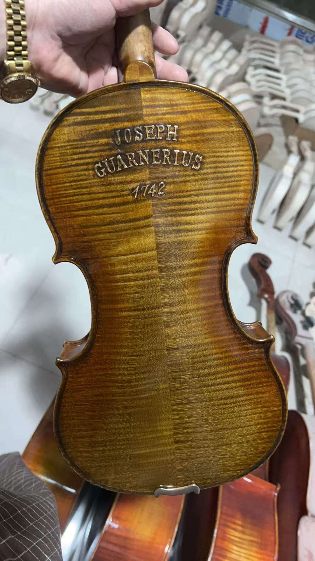 Violon 4/4 professionnel 1742  - Musical Instruments Online avis et prix
